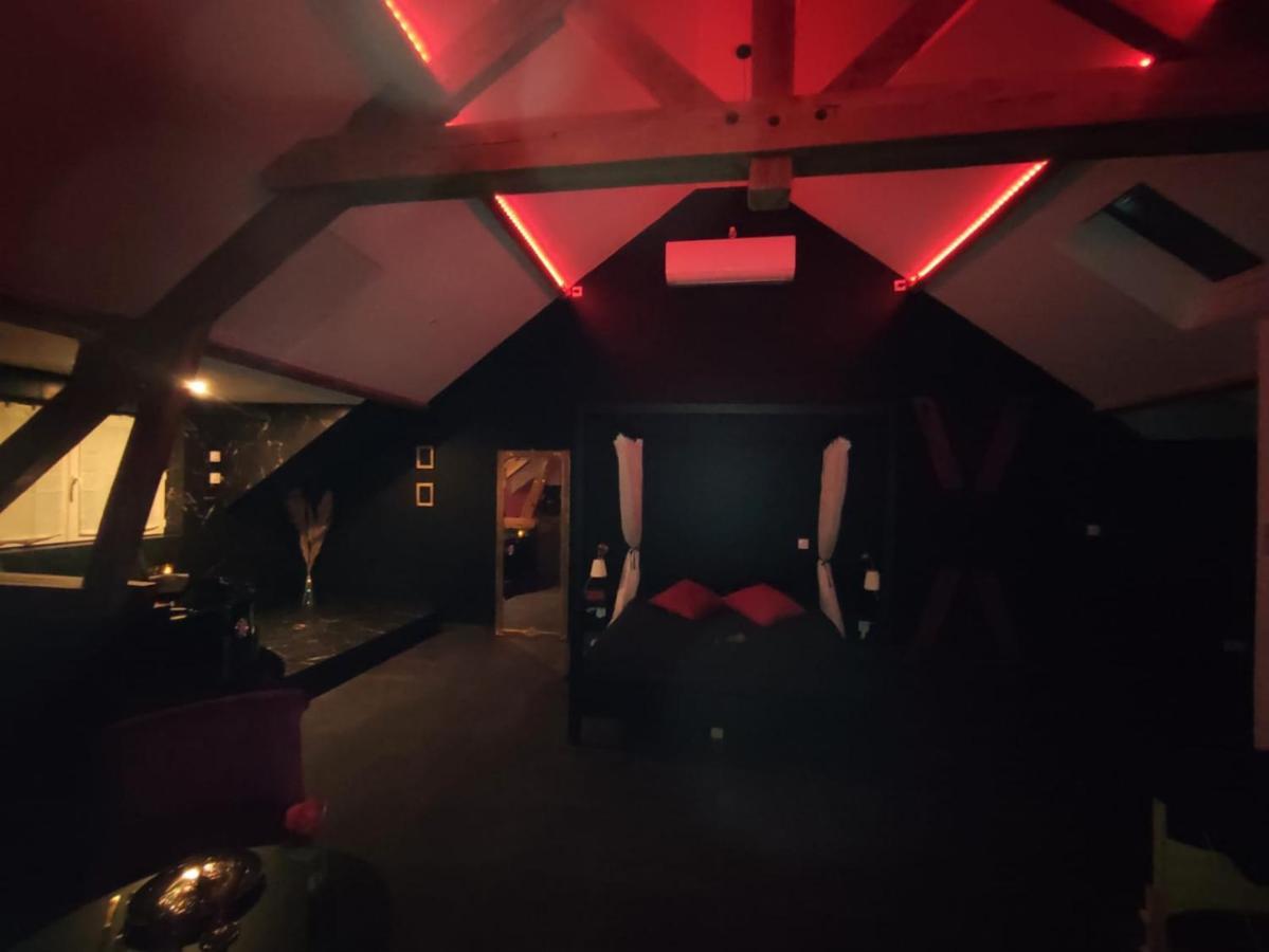 Love Room A Montargis Exteriér fotografie